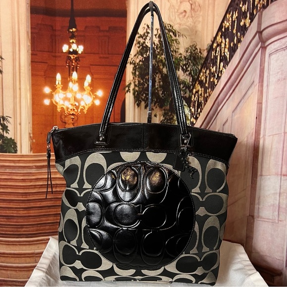 AUTHENTIC COACH VINTAGE LAURA MONOGRAM LARGE BAG TOTE PURSE, excellent condition - Picture 1 of 10